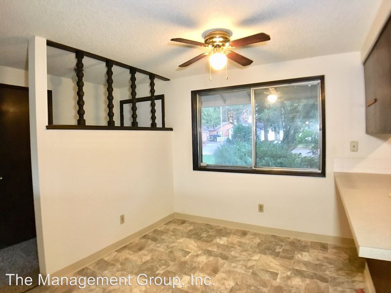 4208 NE 152nd Ave - Photo 2 of 18