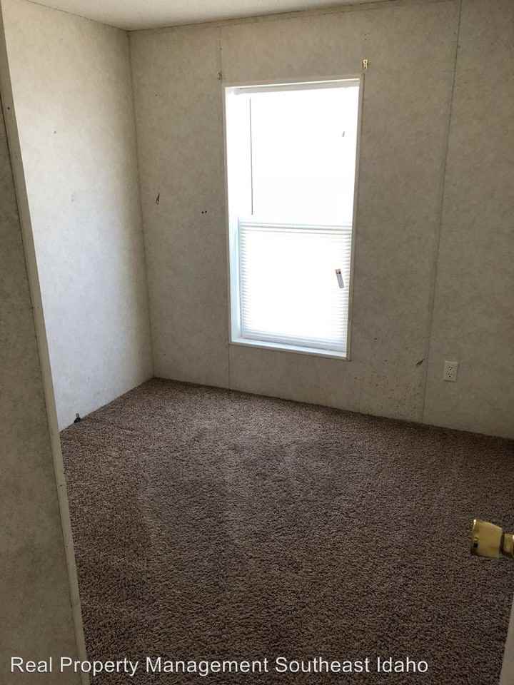 116 N 3500 E - Photo 3 of 6