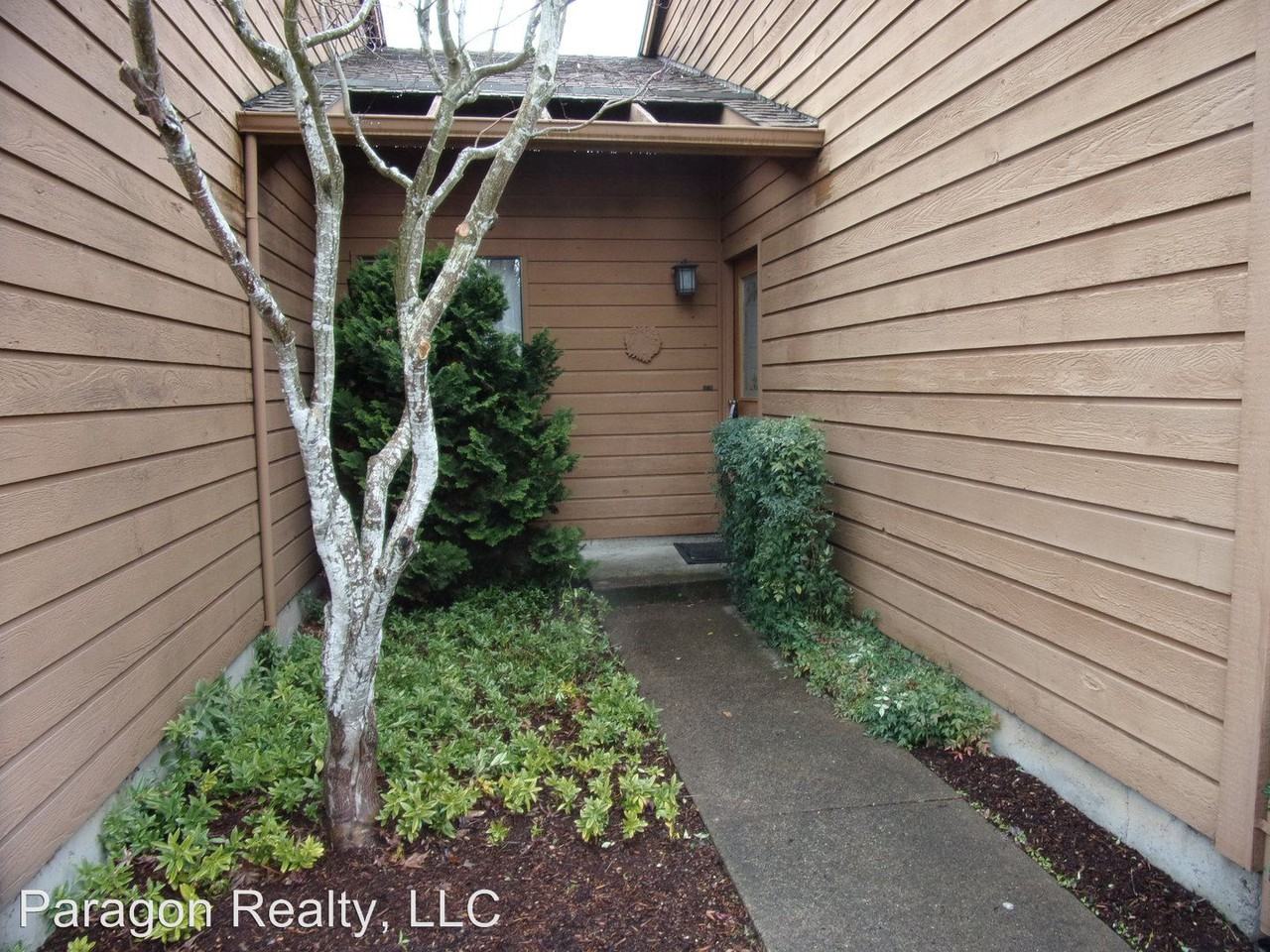 1632 SW Knollbrook Pl - Photo 2 of 15