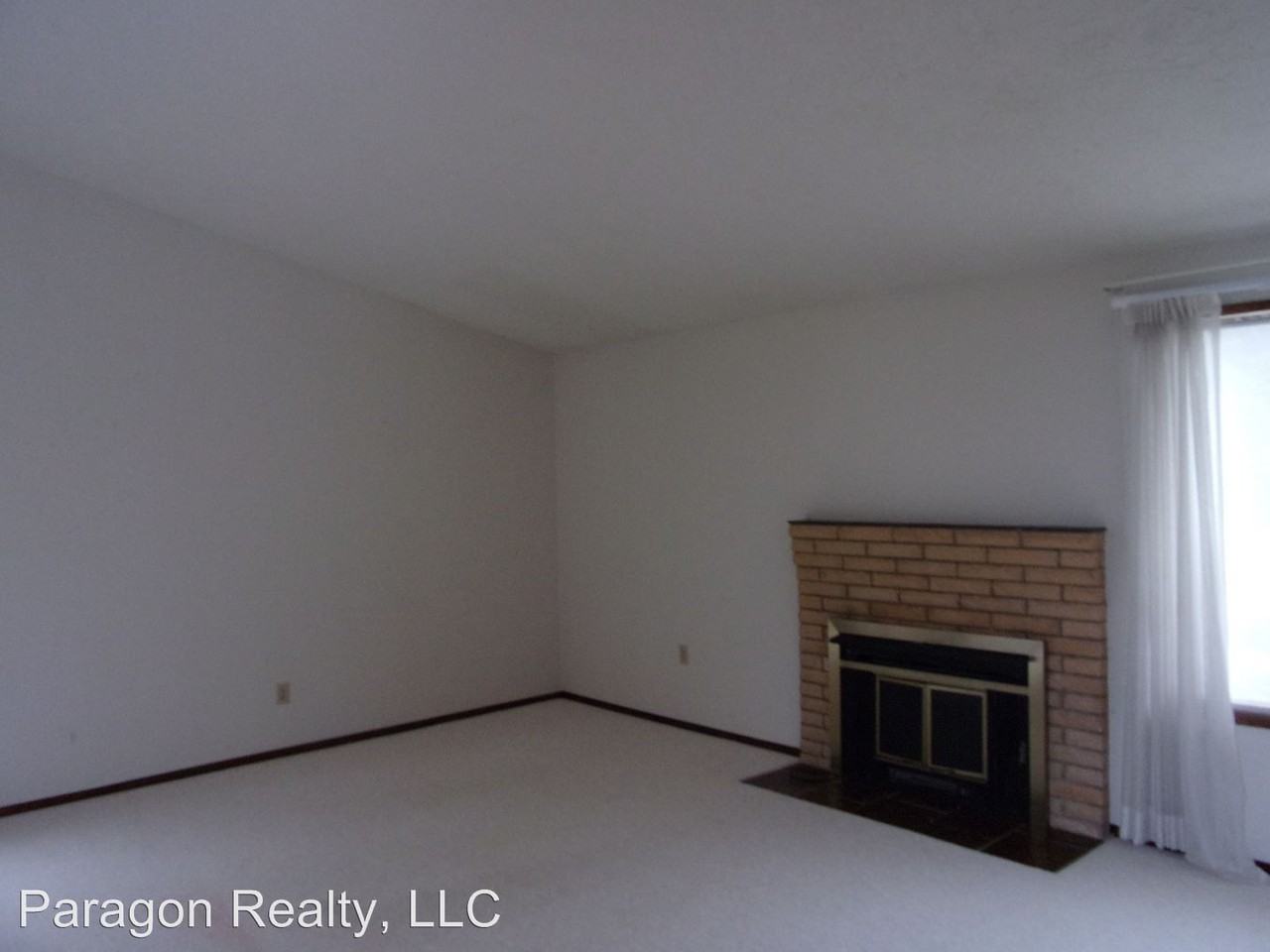 1632 SW Knollbrook Pl - Photo 3 of 15