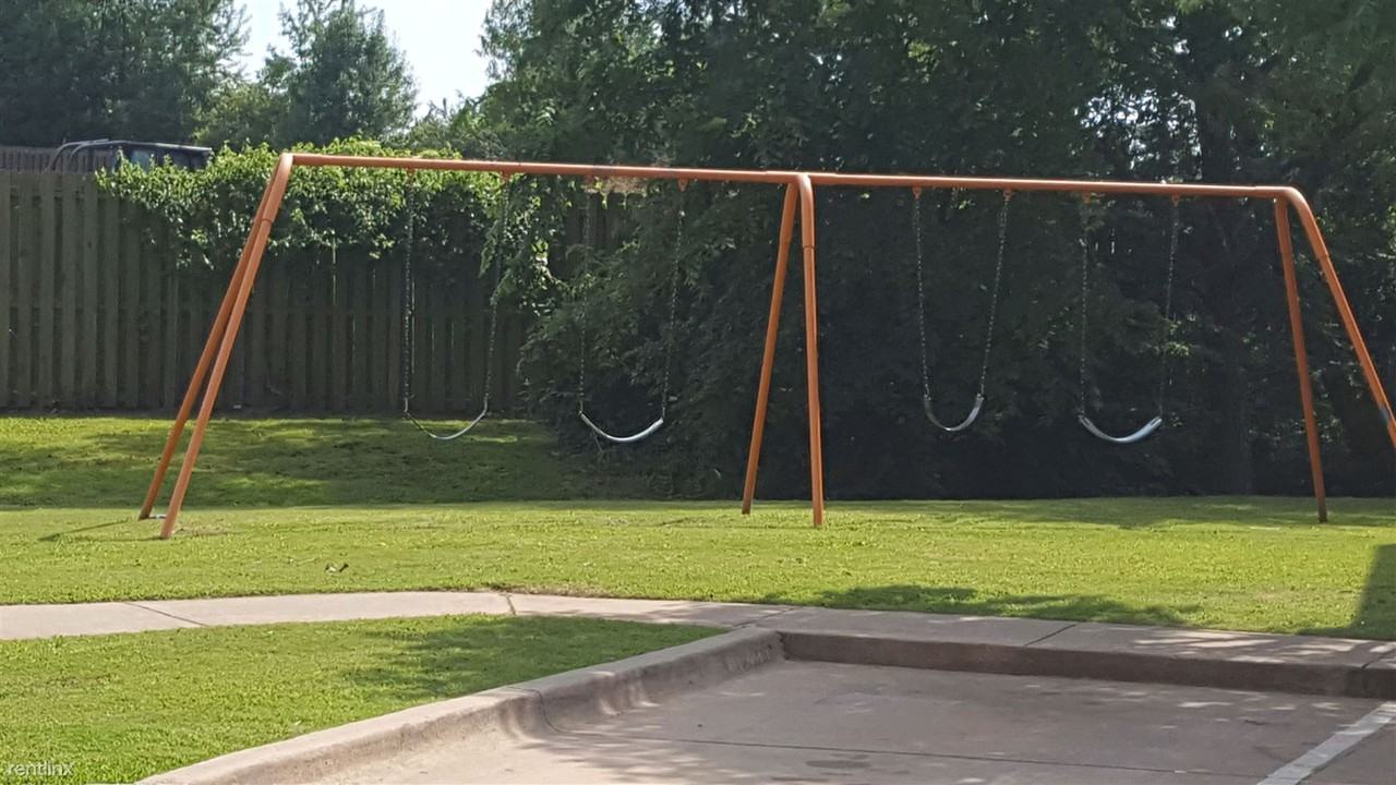 GardenWalk of Ozark - Photo 3 of 8