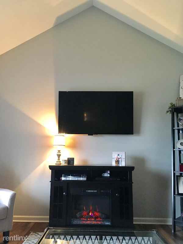 1227 Shepard Way - Photo 3 of 39
