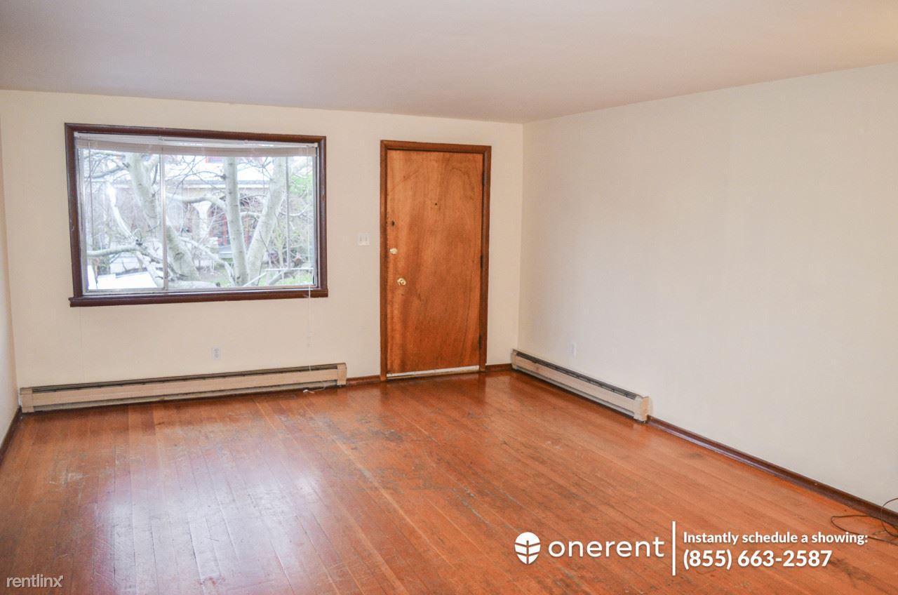 930 N 73rd St - Photo 3 of 9