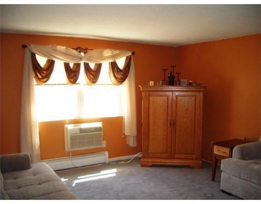 13 Cross St #6 - Photo 2 of 6