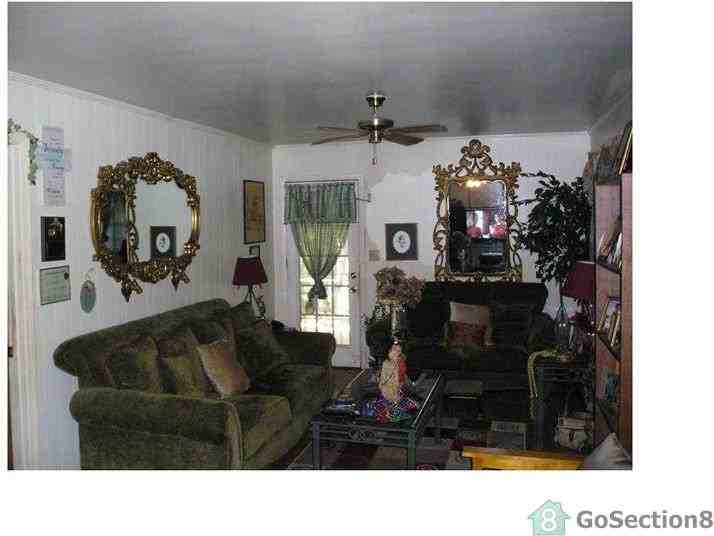 1710 Timothy Dr SW - Photo 2 of 3