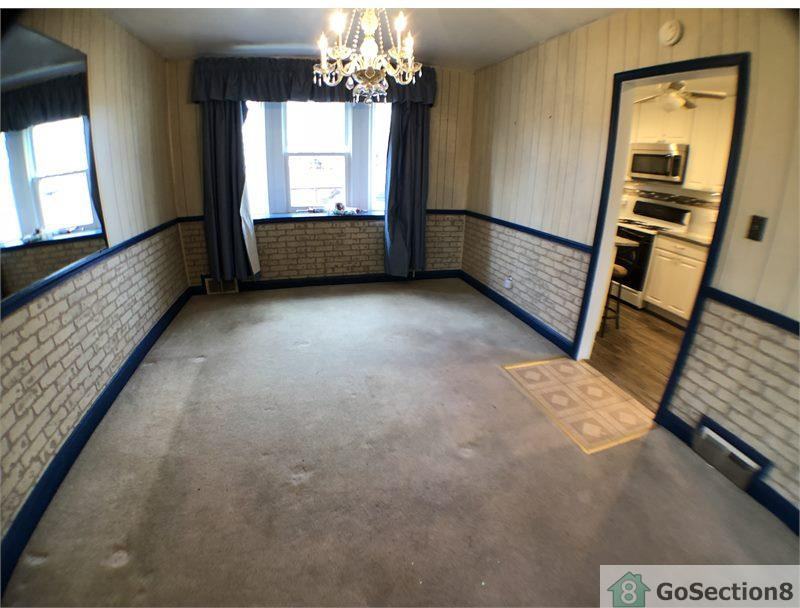 1322 E Cold Spring Ln - Photo 3 of 10