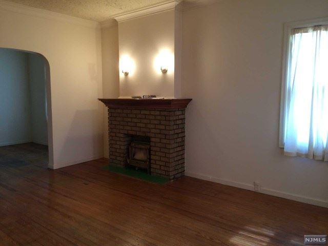1216 Liberty Ave - Photo 2 of 5