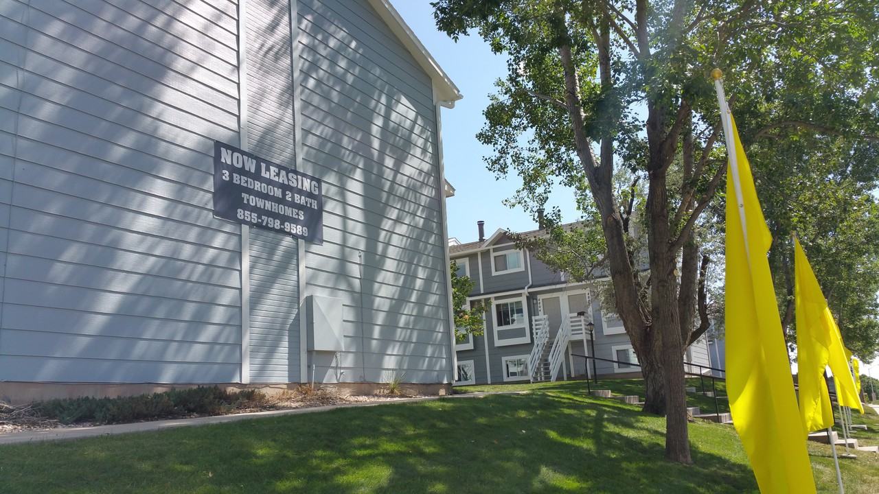 Carefree Village Townhomes - Photo 2 of 41