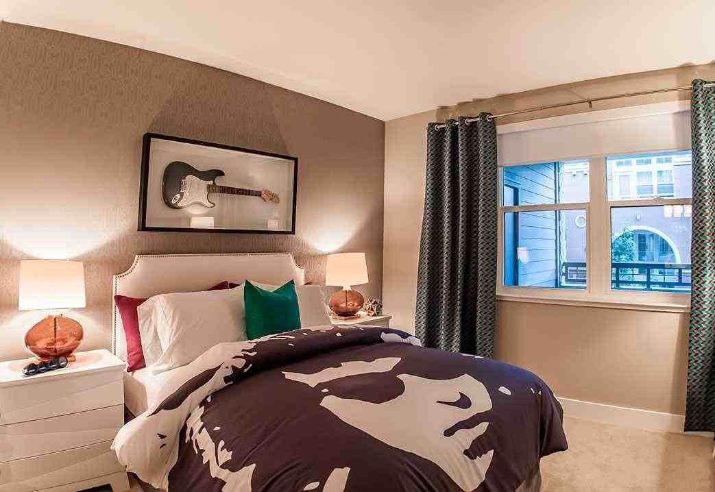 Franklin 299 - Photo 2 of 12