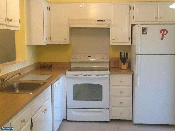 308 Kidwelly Ct - Photo 3 of 20