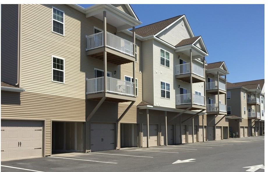 Crossing at Northern Pines and Ridgeview Townhomes and Apartments - Photo 2 of 41