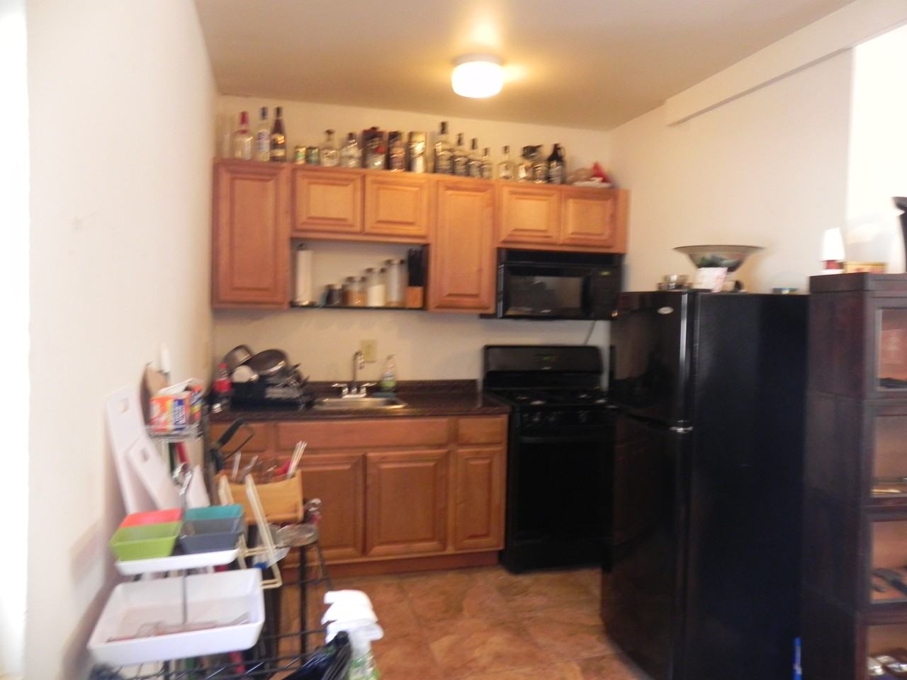 440 City Island Ave - Photo 2 of 9