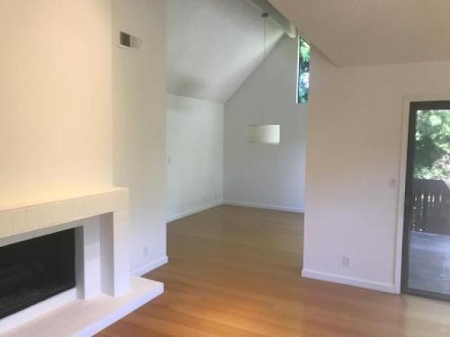 4112 Thain Way - Photo 3 of 5