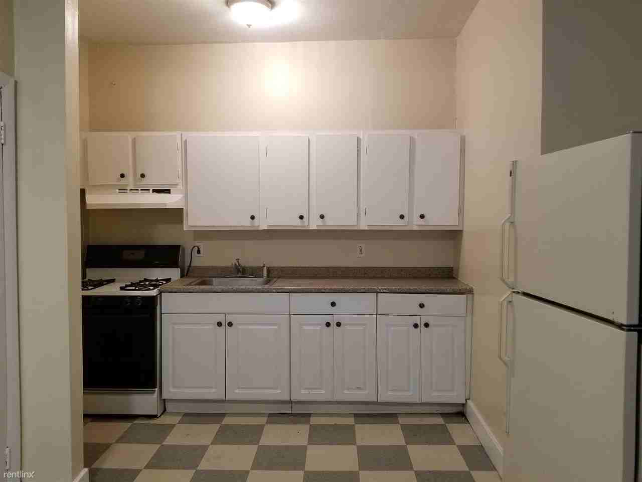 235 Davenport Ave - Photo 2 of 9