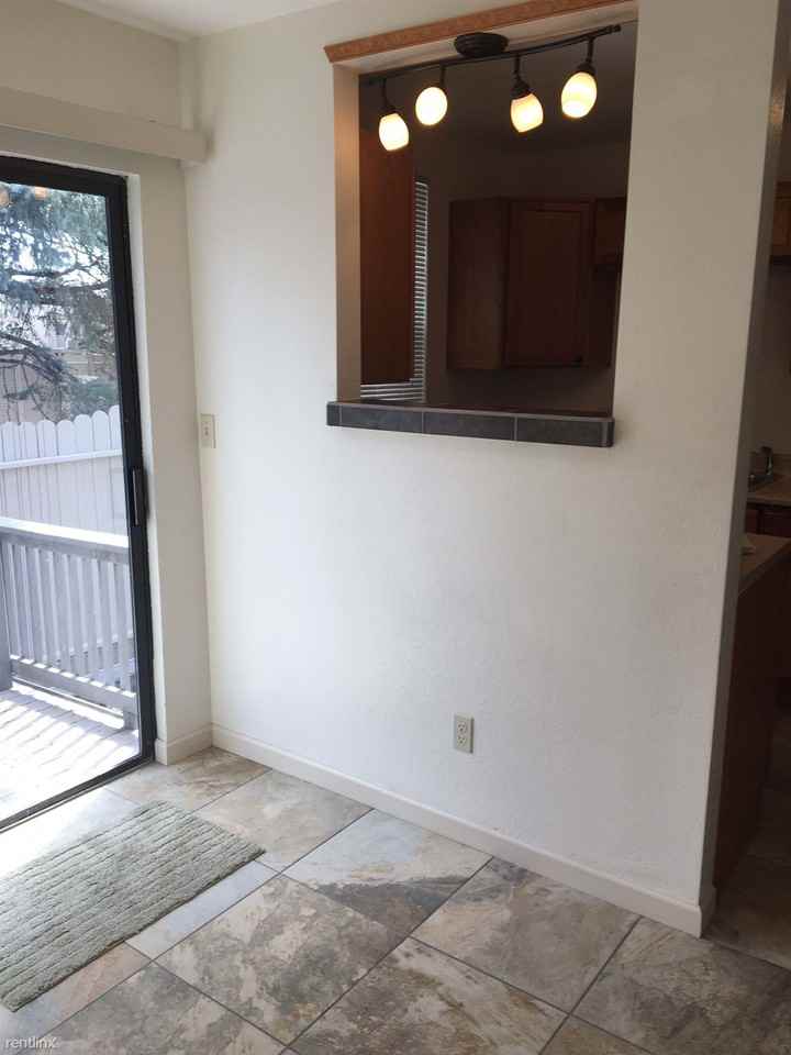 1504 Pine Street - Photo 3 of 10