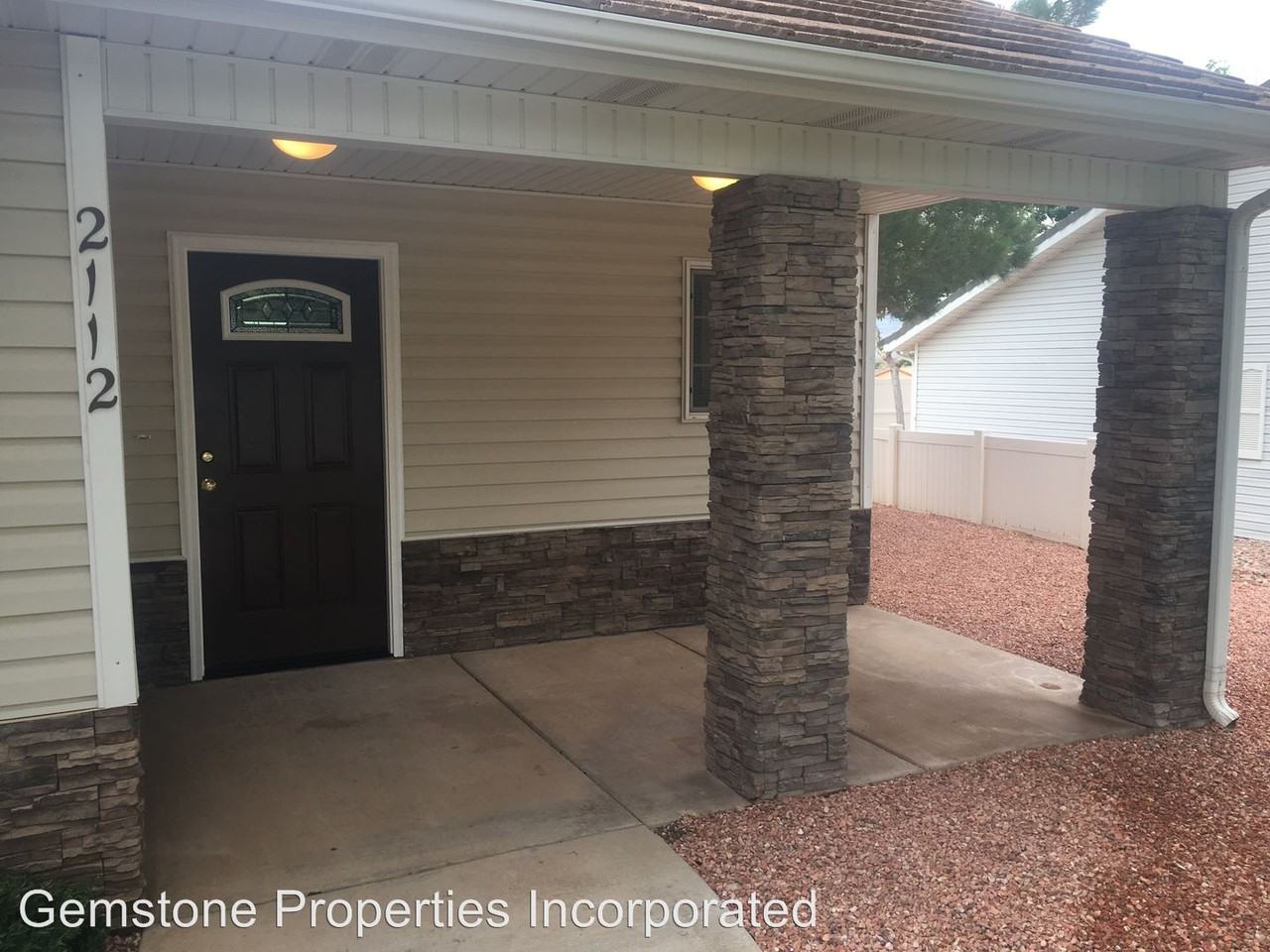 2112 W 200 S - Photo 3 of 25