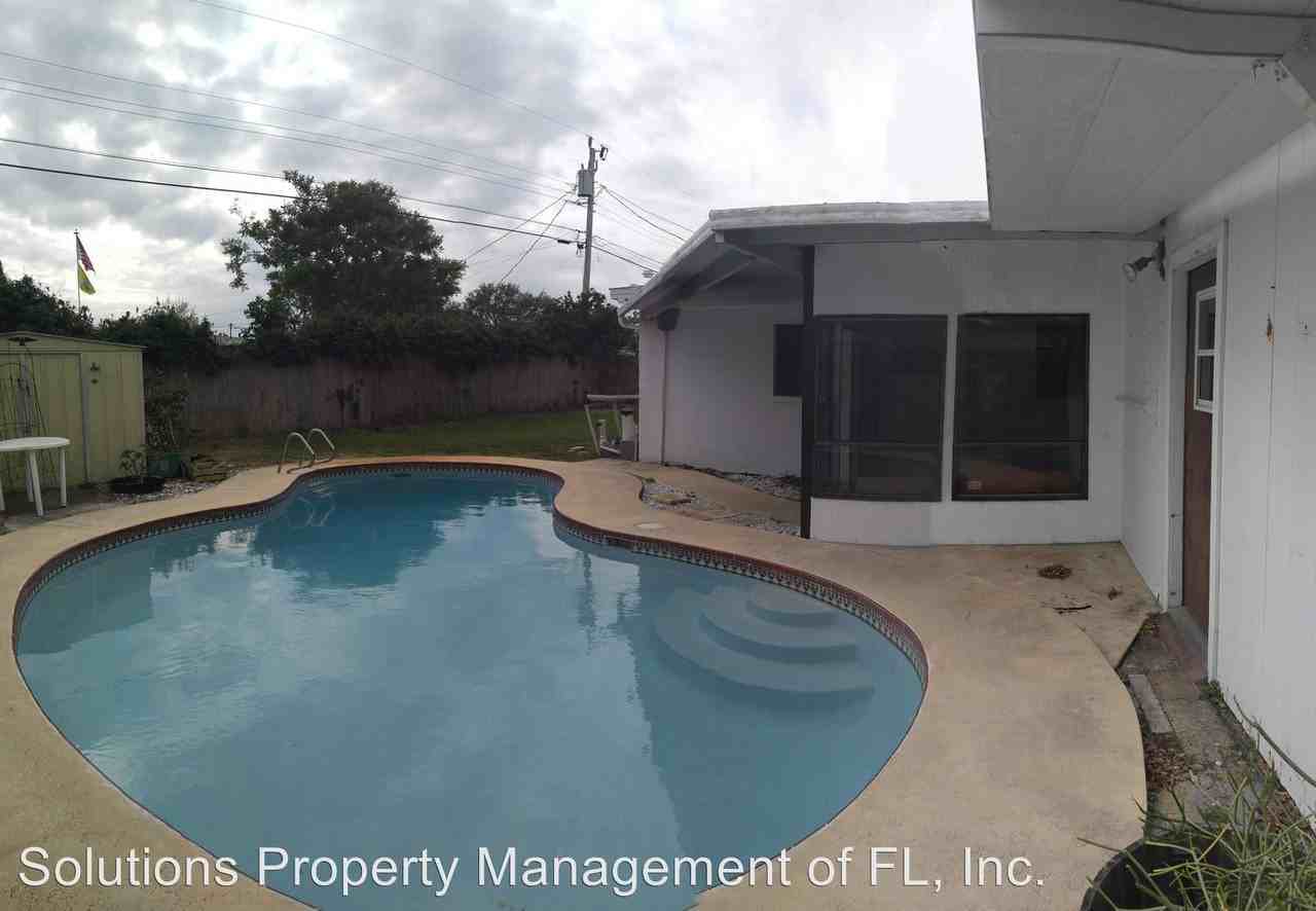 523 Palm Ave - Photo 3 of 15