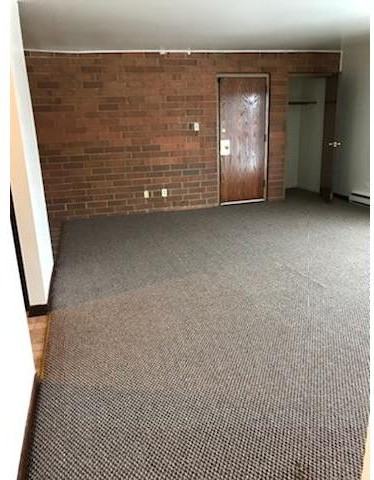 Islander - Photo 3 of 10