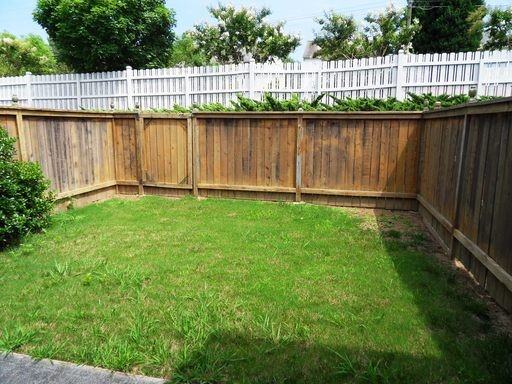 1736 Stanwood Dr NW - Photo 2 of 11