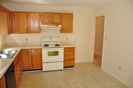 41 Kenwood Pl - Photo 2 of 9