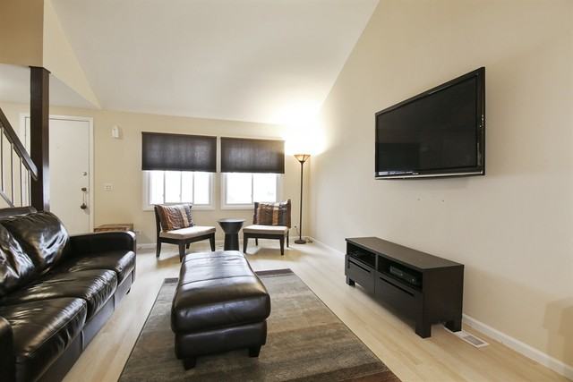 104 Yarrow Ct #0 - Photo 2 of 25