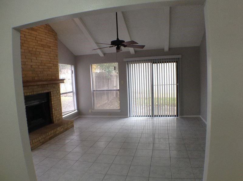 5714 Larkdale Dr - Photo 2 of 12