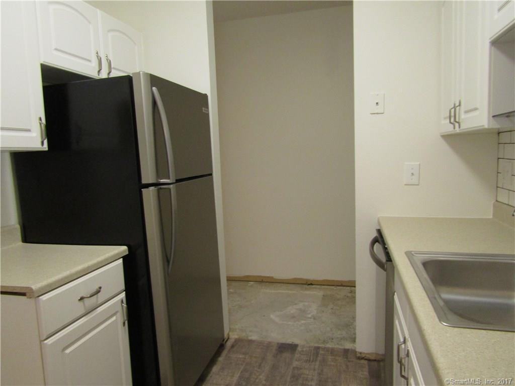 93 Balance Rock Rd #4 - Photo 3 of 14