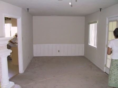 4329 44th Ave - Photo 2 of 4