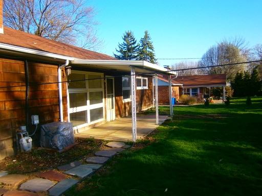 969 S Royal St - Photo 2 of 14