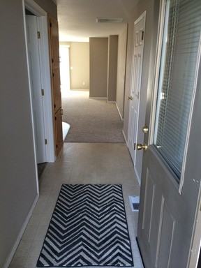 700 Eastgate Dr - Photo 3 of 14