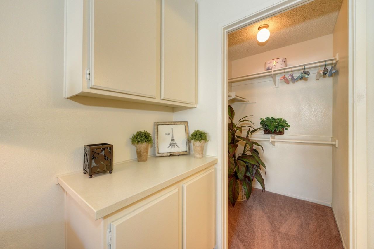 West Park Villas - Photo 2 of 20