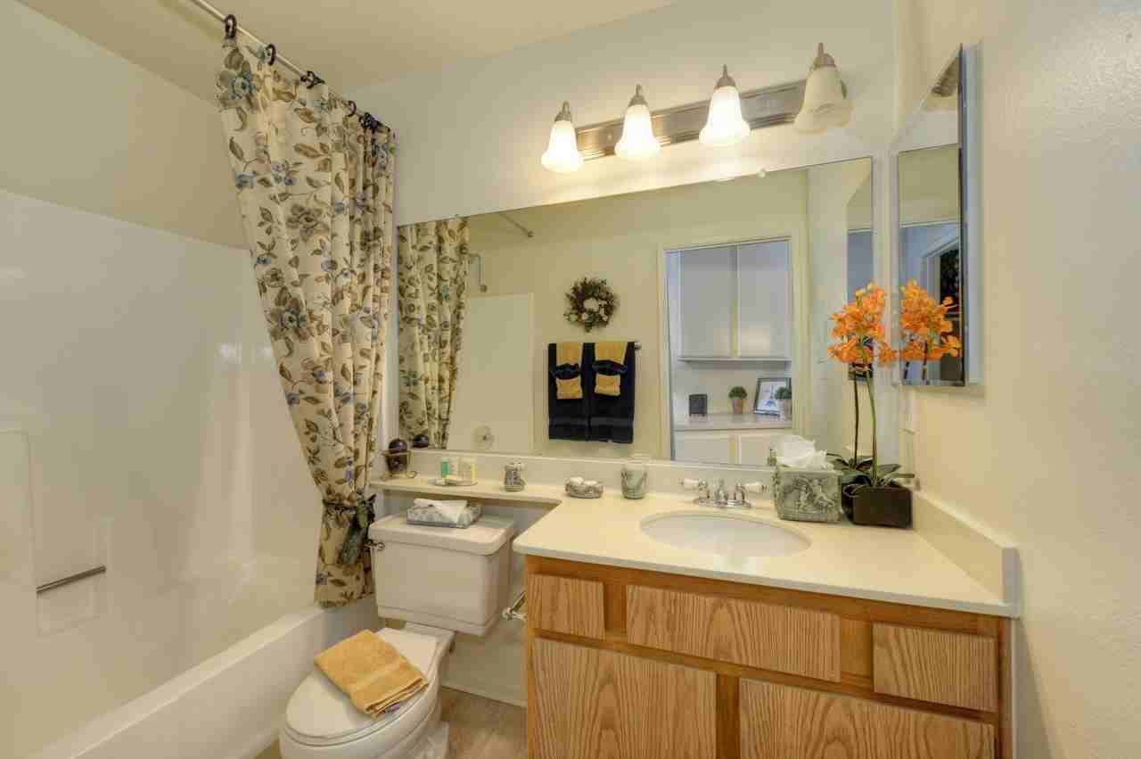 West Park Villas - Photo 3 of 20