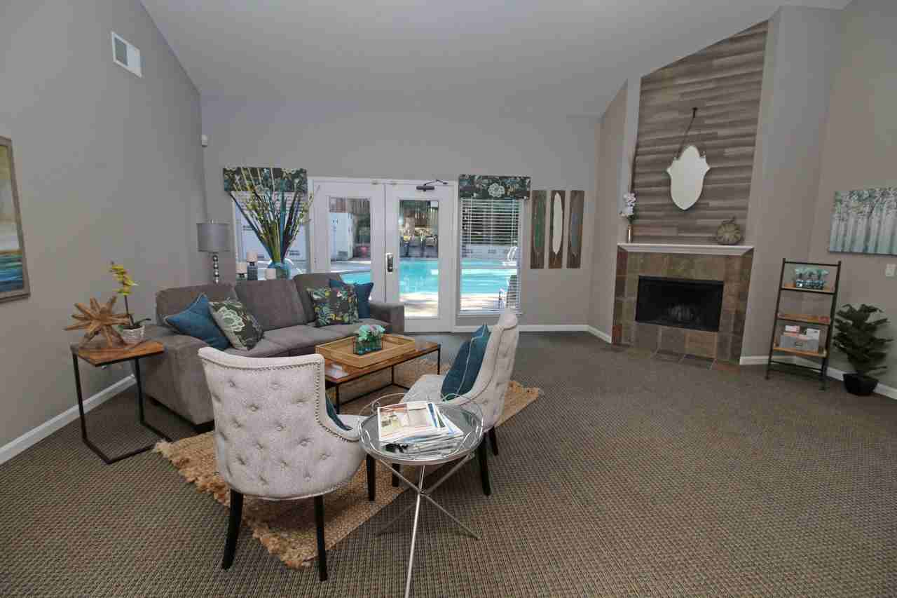 Oak Creek Village - Photo 3 of 30