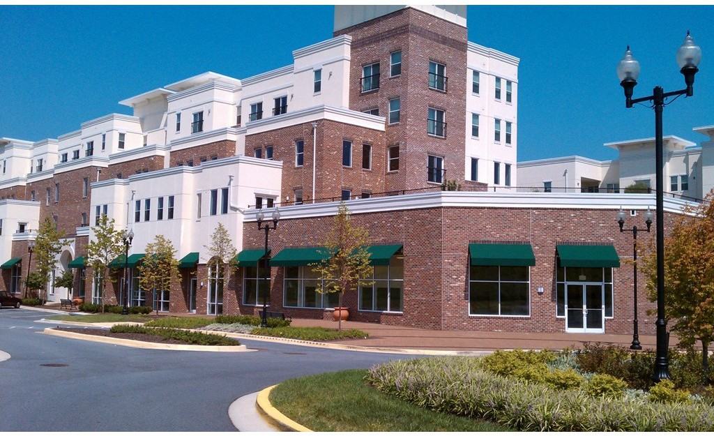 Midtown Square Apartments - Photo 2 of 18