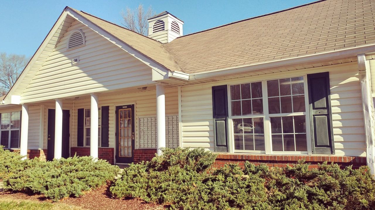 Parkview Apartments - Photo 3 of 18