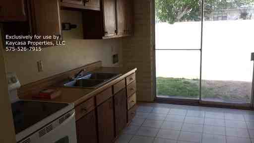 3319 Conlee Ln - Photo 3 of 6