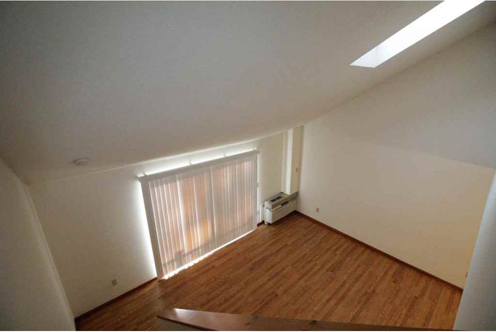 Valley Court - Photo 3 of 17