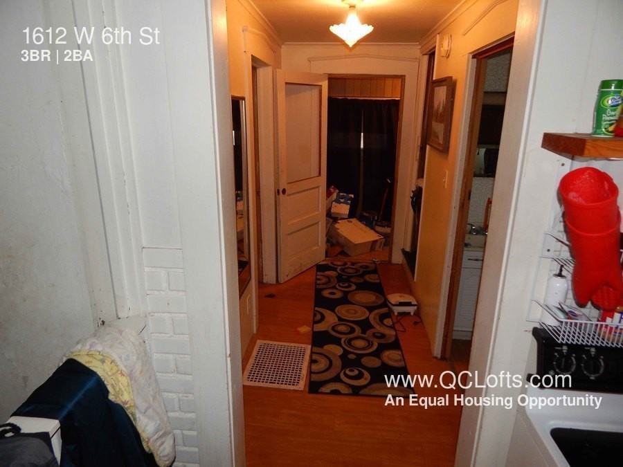 1612 W 6th St - Photo 2 of 25