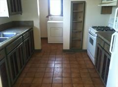 611 Monroe St SE - Photo 3 of 4