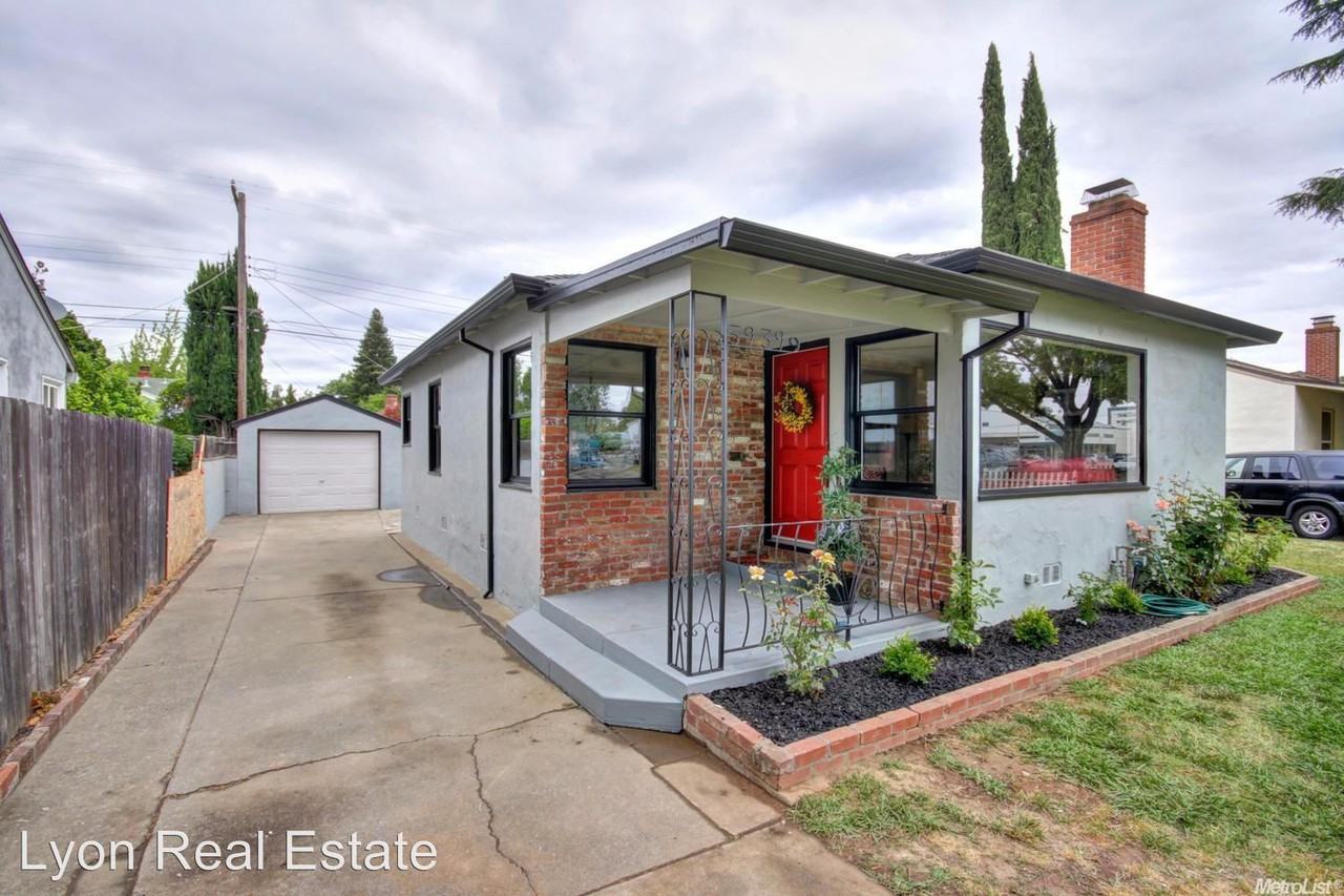 5939 14th Ave - Photo 3 of 30