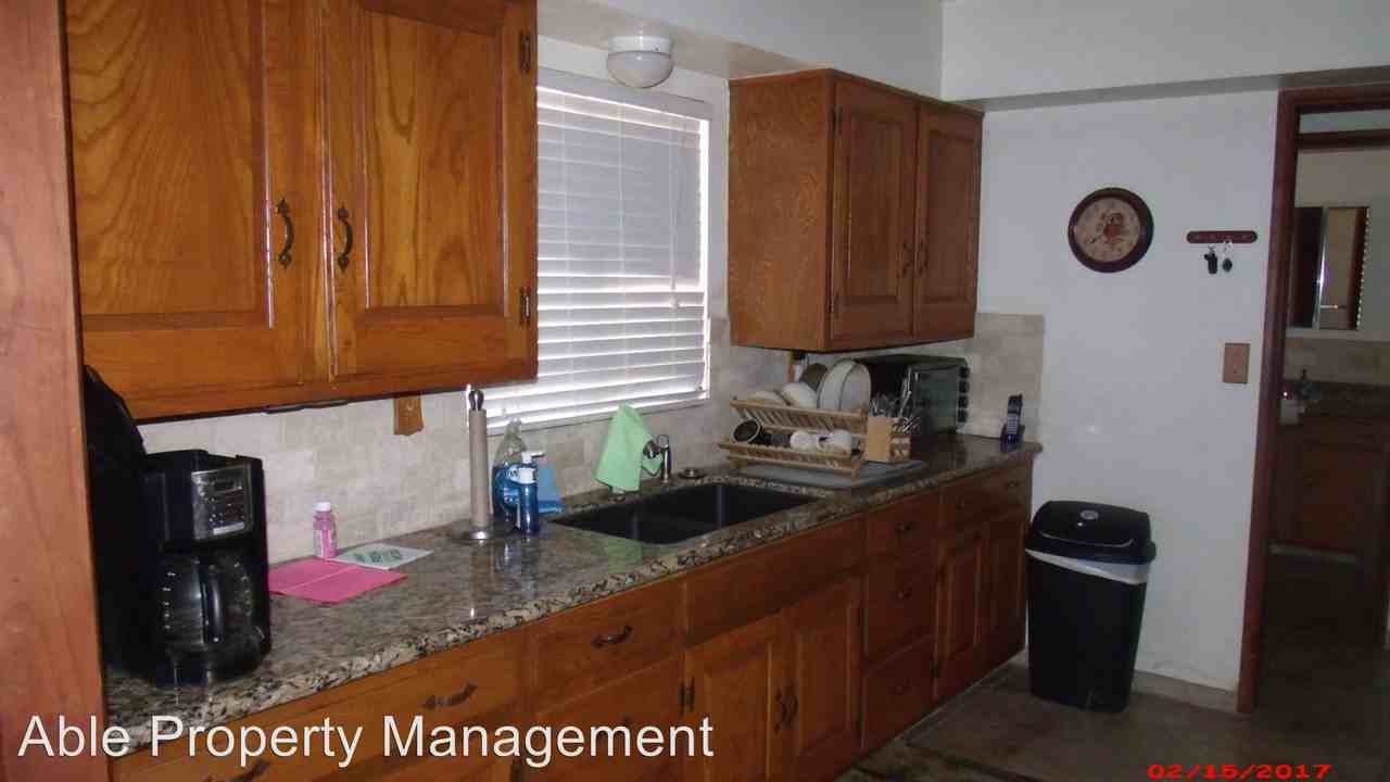 325 Evans Rd - Photo 2 of 8