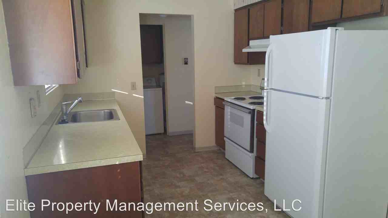 2315 N Raymond St - Photo 3 of 6