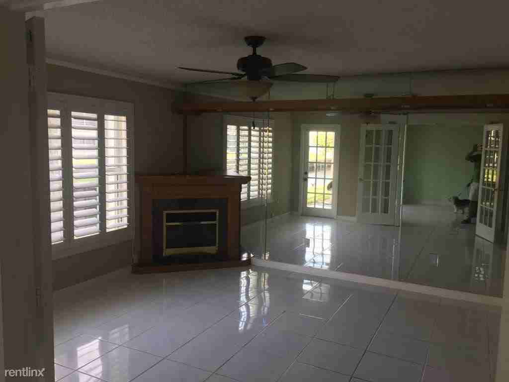 896 N Federal Hwy - Photo 2 of 27