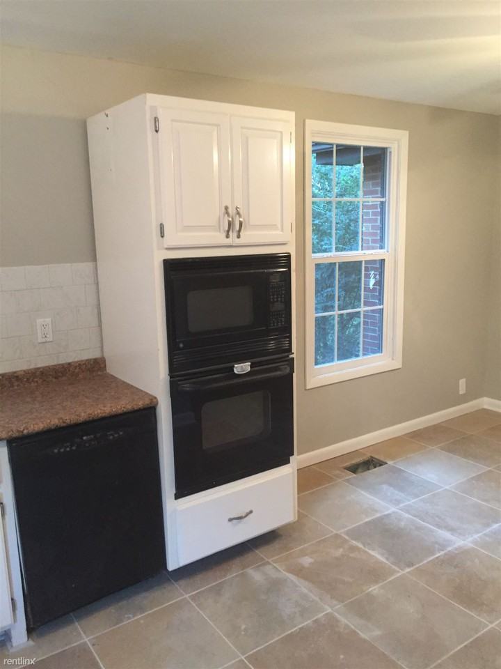 257 Becklea Dr - Photo 2 of 13