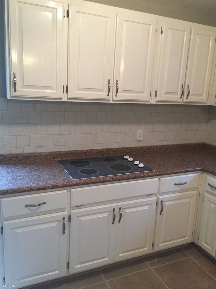 257 Becklea Dr - Photo 3 of 13