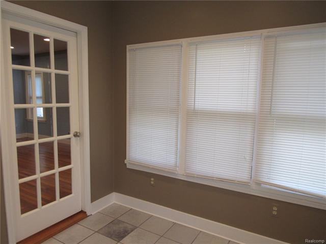 101 W Hudson Ave - Photo 3 of 27