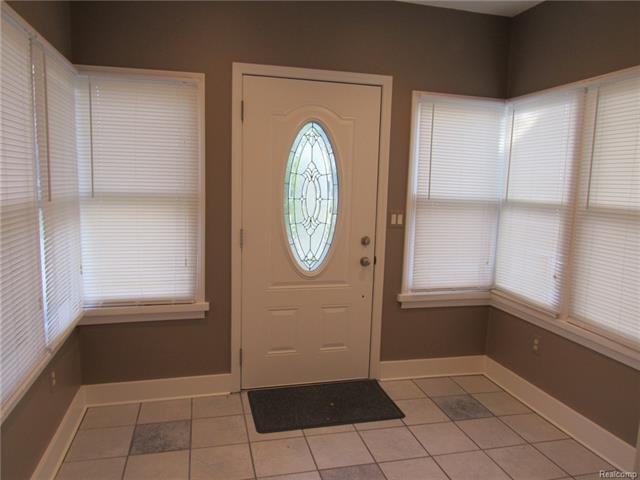 101 W Hudson Ave - Photo 4 of 27