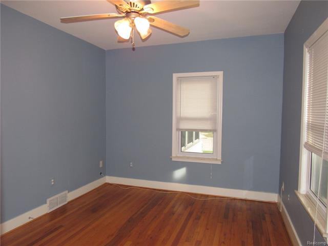 101 W Hudson Ave - Photo 7 of 27