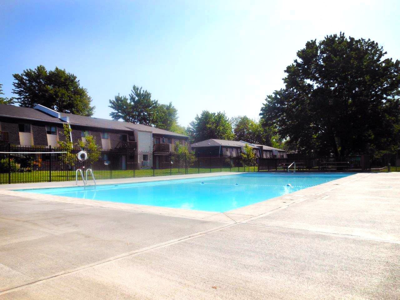 Crown Station - Photo 2 of 40