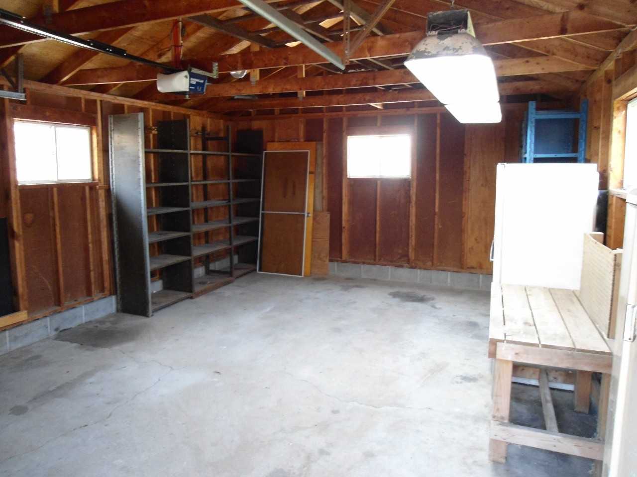 376 Clark Ave - Photo 3 of 28